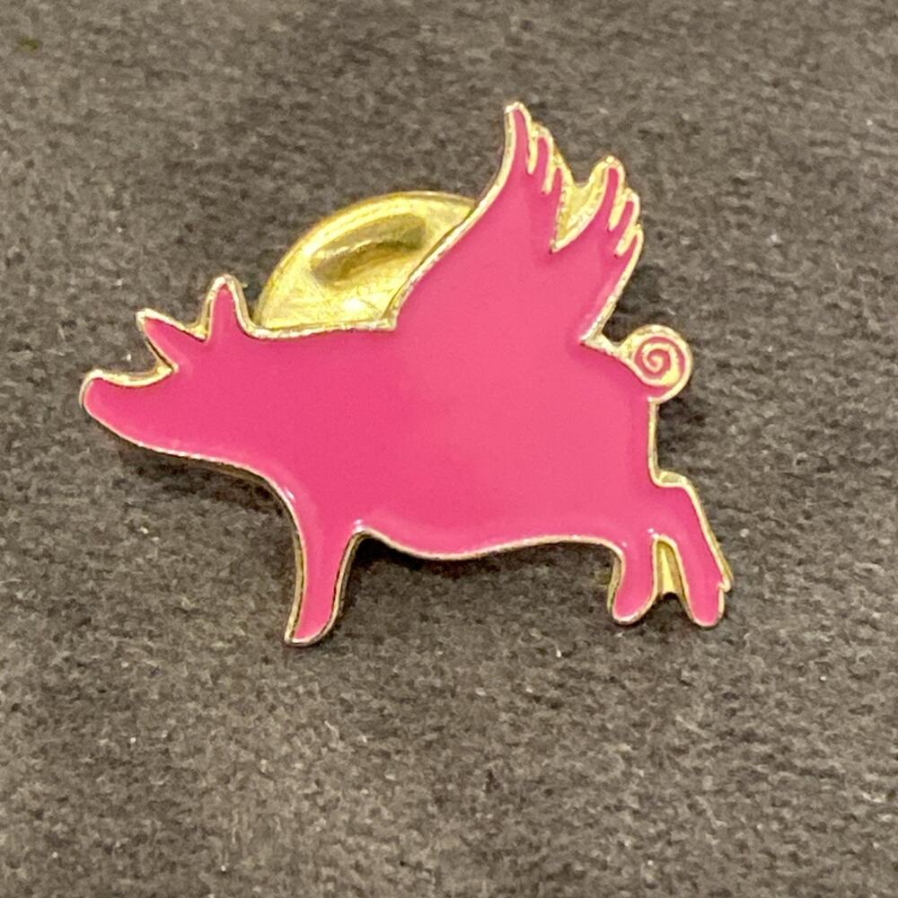 Pink Flying Pig Lapel Pin 1 inch Bright Enamel Gold Tone